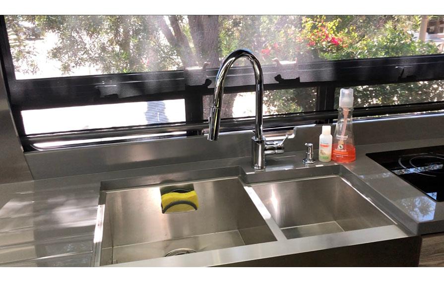 Galley sink in Horizon